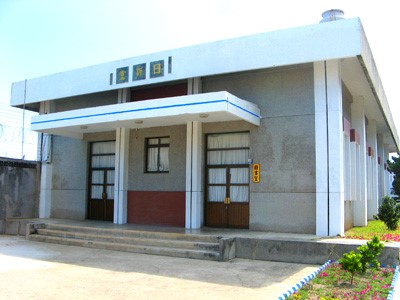 one Buddhist temple