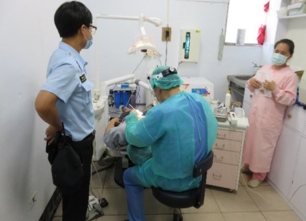 牙醫師看診情形