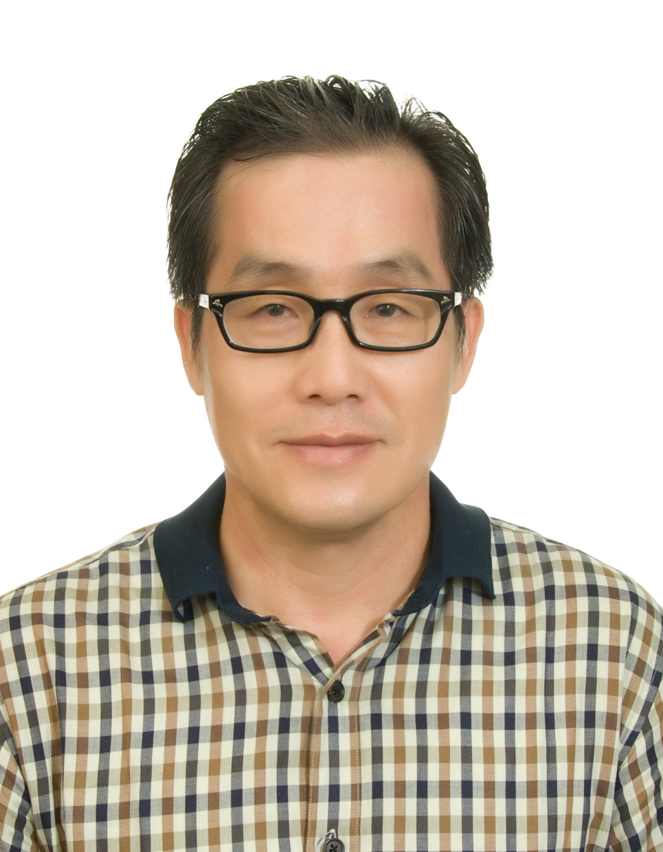 Warden： Mr. Lu,Hsien-Tzu(Since July, 2024)